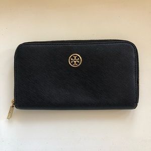 Tory Burch Black Leather Zip Continental Wallet
